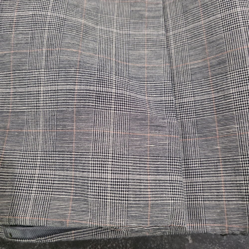 MENS Banana Republic Gray Classic Tailored Cut & Notched Lapels Cotton & Linen - Picture 16 of 17